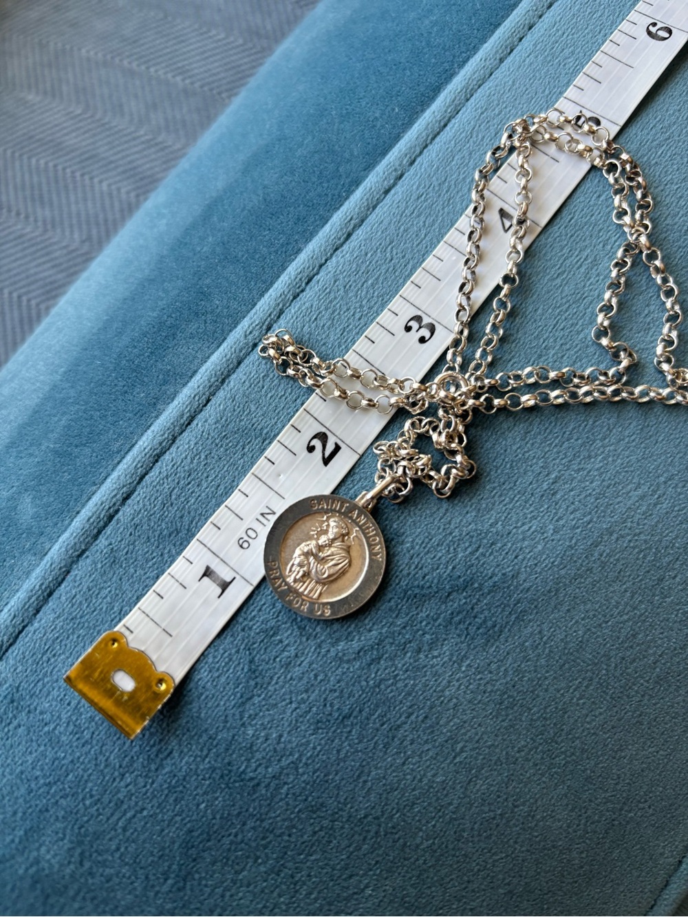 Sterling Silver 925 Saint Anthony Medallion Necklace - Picture 3 of 7